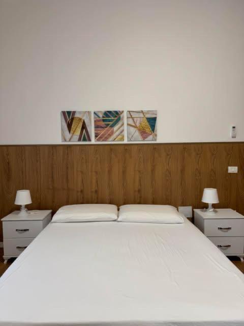 Edlira Apartments Durrës 外观 照片